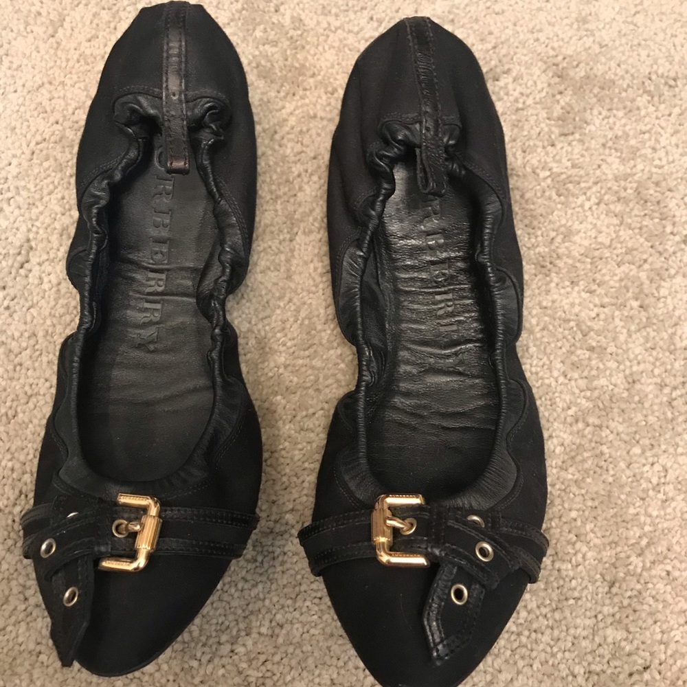 Burberry flats
